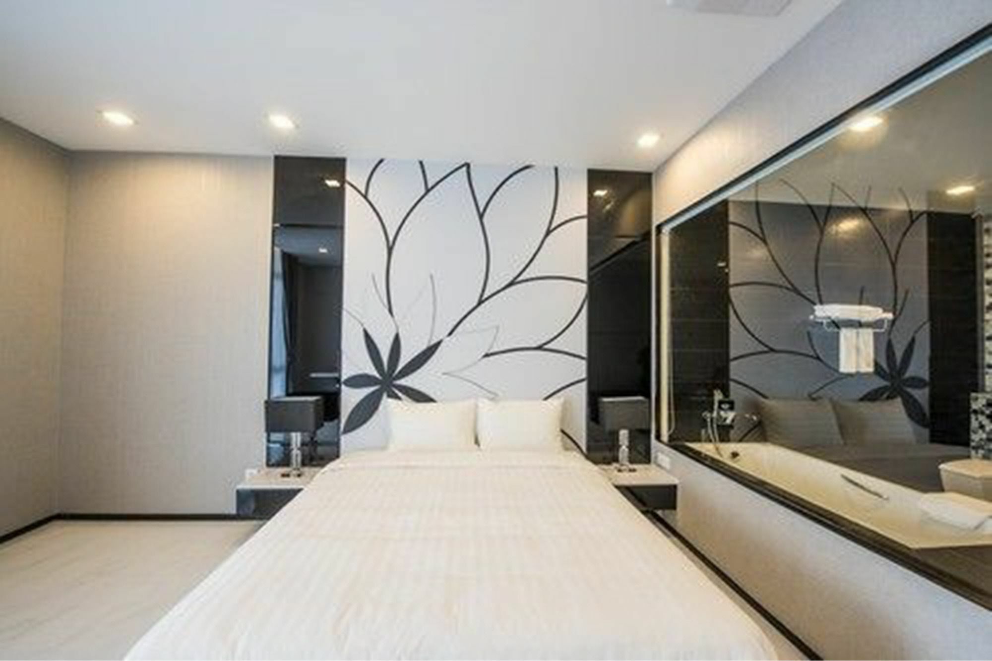 Maline Exclusive Serviced Apartments Phnom Penh Exteriör bild
